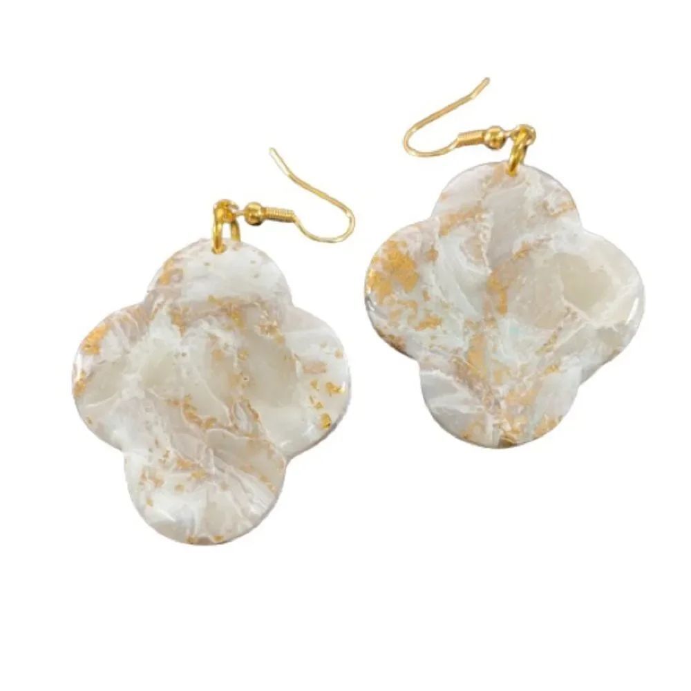 Handmade Clover/Quatrefoil Earrings White & Gold